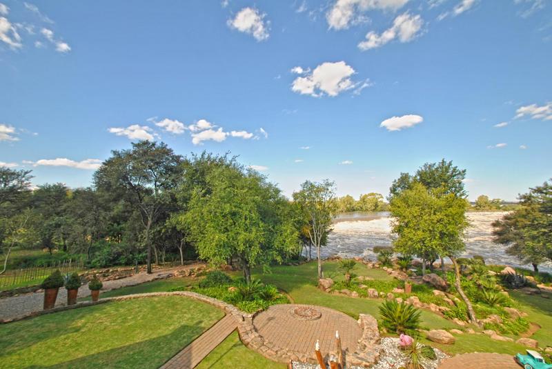 4 Bedroom Property for Sale in Parys Free State